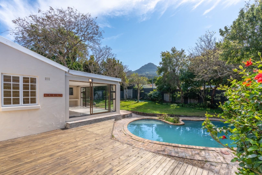 4 Bedroom Property for Sale in Hout Bay Western Cape